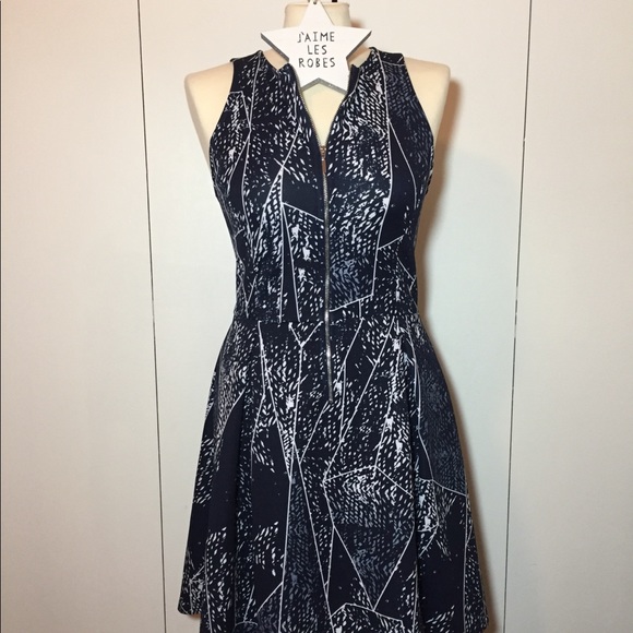 Mossimo Sleeveless Skater Dress - Picture 1 of 8